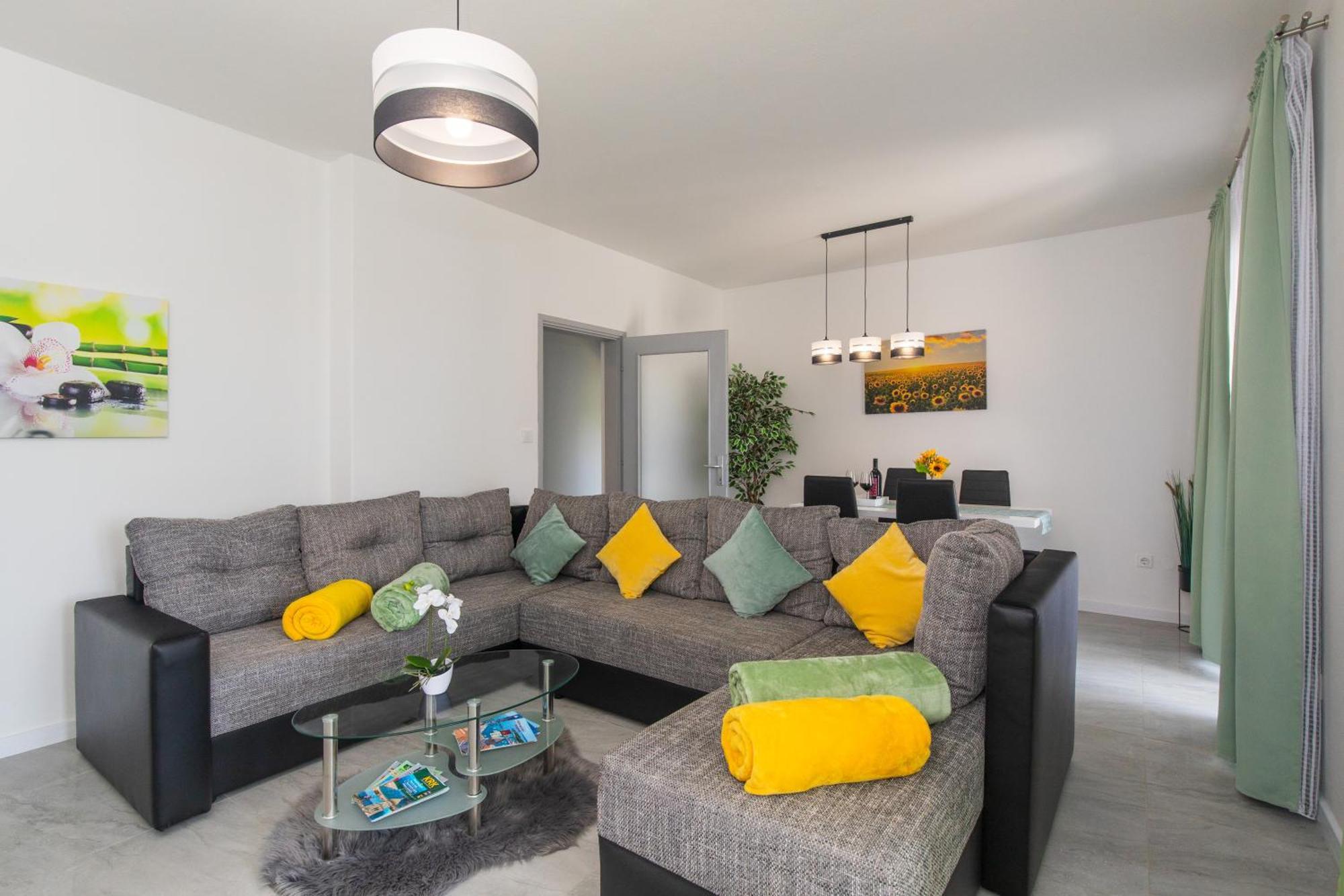 Apartment Tara With Seaview 크르크 외부 사진